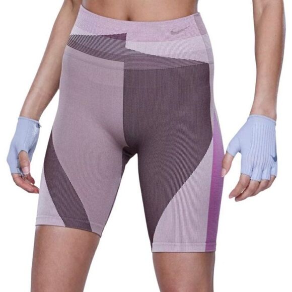 Nike | Icon Clash Training Shorts - Picture 1 of 8